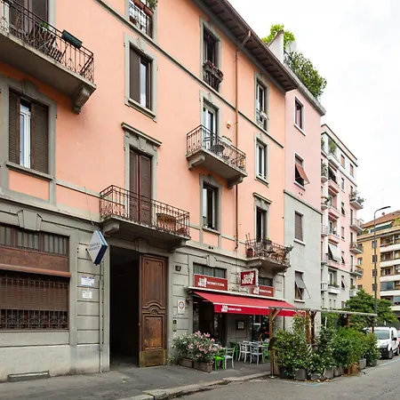 Appartement Guesthost - Tiny Near Station