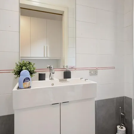 Milanrentals - Violetta