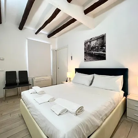 Beautiful View Navigli Apartment