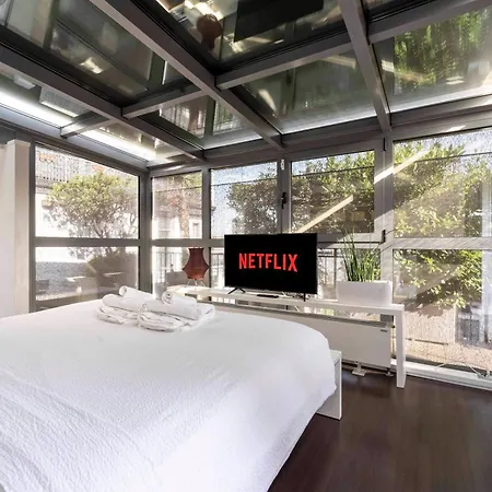 46 Attico Con Vista Cielo 아파트