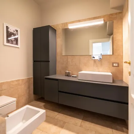 Luxury Brera - Centro Apartment