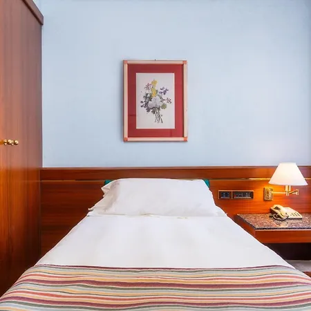 Otel Crivi's 4*