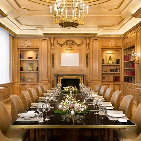 The Westin Palace, Hotel