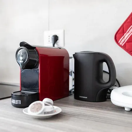 Free Parking Tiny House Wifi Netflix 15 Minuti Dal Duomo Apartment Milan