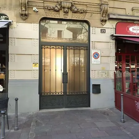 Appartamento Nella Movida Di Isola-porta Nuova *