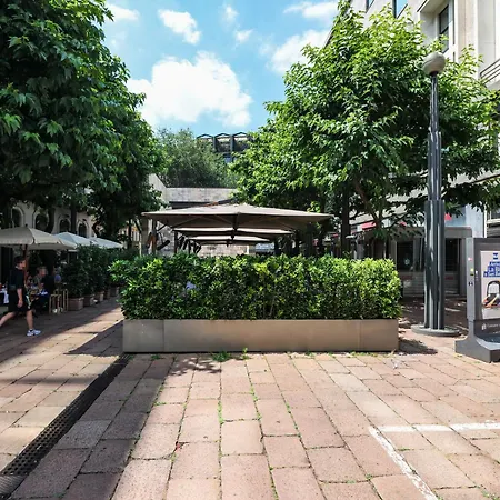 Prestige Boutique - Montenapoleone Milan