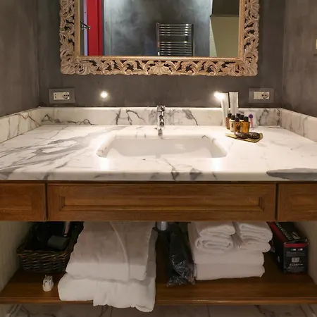 Prestige Boutique - Montenapoleone Apartment Mailand