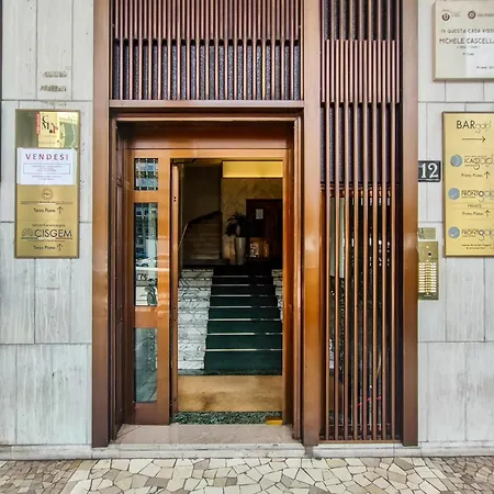 Apartment Pisani Milan