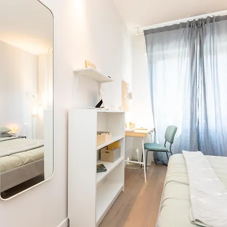 Joivy Contemporary In Historical Giambellino-lorenteggio * Milan