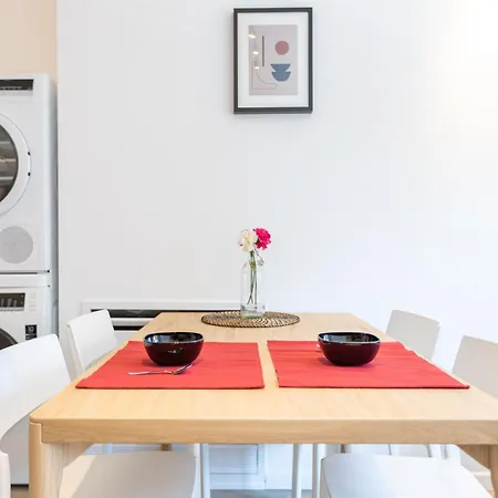Joivy Contemporary In Historical Giambellino-lorenteggio Apartment