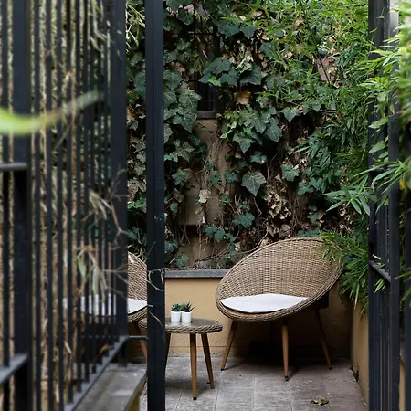 Apartment Brera-centro Nuovo Con Cortile Privato