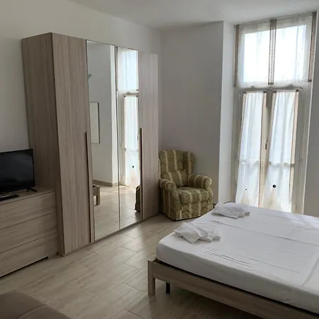 Naviglio Apartment Milan