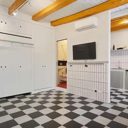 Incantevole In Darsena Apartamento Milão