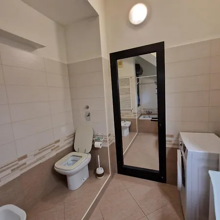 Comfy Penthouse Apartment Milan