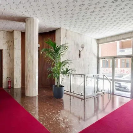 Reali Bonaccini * Milánó