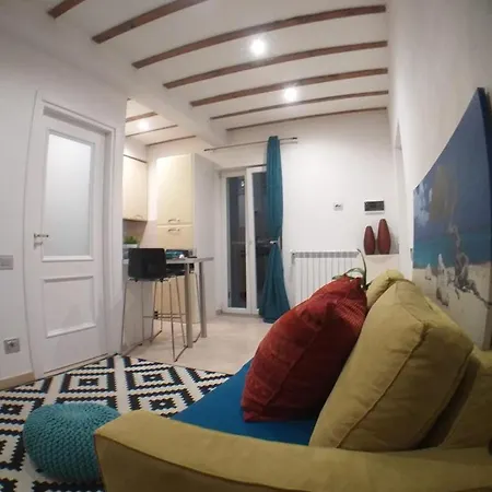 Apartment Chiesa Rossa-loft And Apartments-navigli