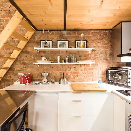 Milano's Navigli Studio