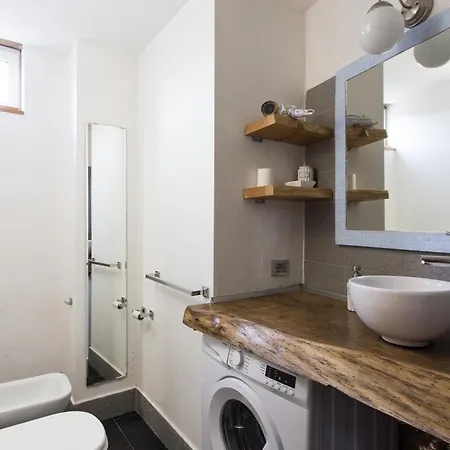 Milano's Navigli Studio Apartamento