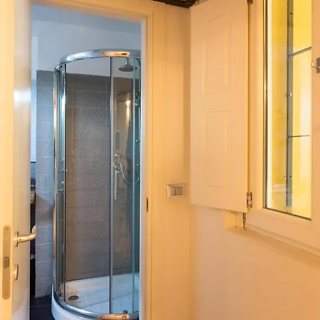 Milano's Navigli Studio