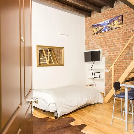 Milano's Navigli Studio Apartamento Milán