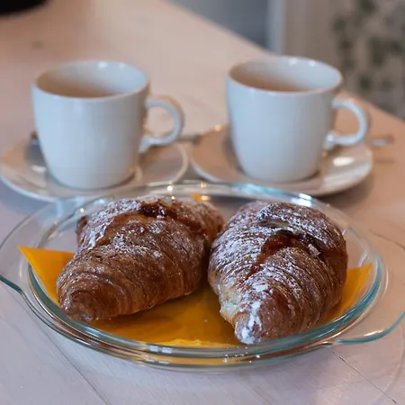 § Littlesuitebande § Milano