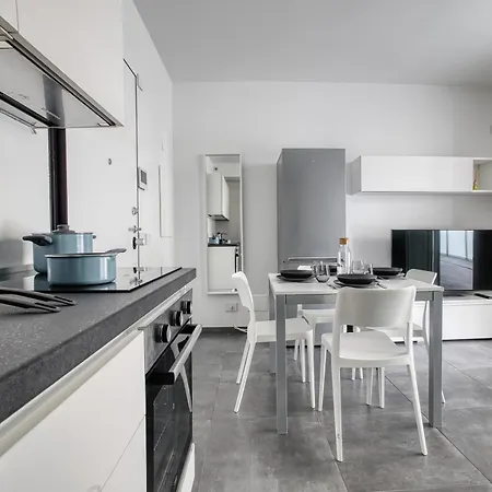 Just Urban Stays - Moderno Bilocale Con Ampio Terrazzo - M4 Tolstoj ميلان