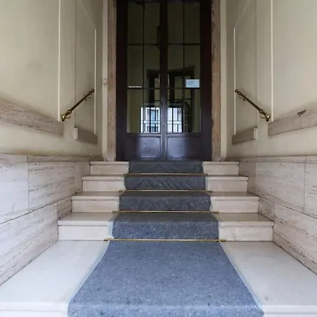 Contempora - Trilocale Podgora 10 Milan