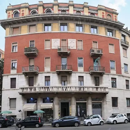 Contempora - Trilocale Podgora 10 * Milano