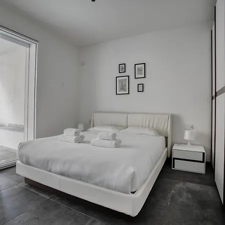 شقة Just Urban Stays - Moderno Bilocale Con Ampio Terrazzo - M4 Tolstoj ميلان