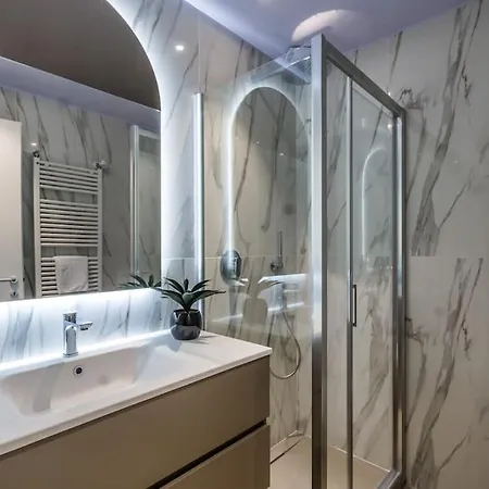 Apartment Duomo Center Two-room Design- Private Gym - Metro Milan