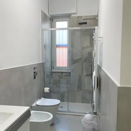 A Casa Di Dona * Milan