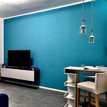 Tiffany's House * ميلان