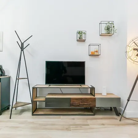 Apartmán Urban Retreat Chic Industrial Loft In The Heart Of