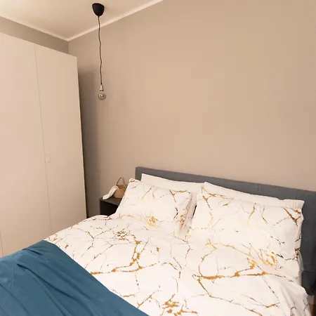 Ihost Luxury -free Parking- Plana 6