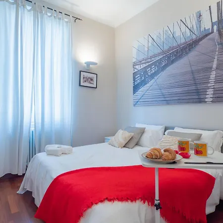 Xenia - Luminous Flat In Fondazione Prada Apartment