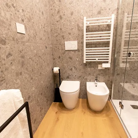 Ihost Luxury-private Parking- Plana 1 Daire