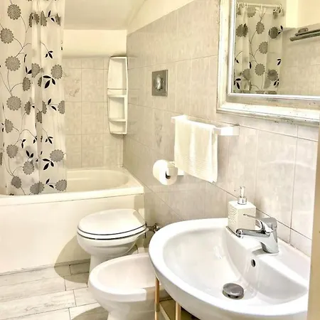 Apartamento Sky-view Flat In Milán