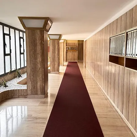 Ihost - Bergamo 12 * Milan