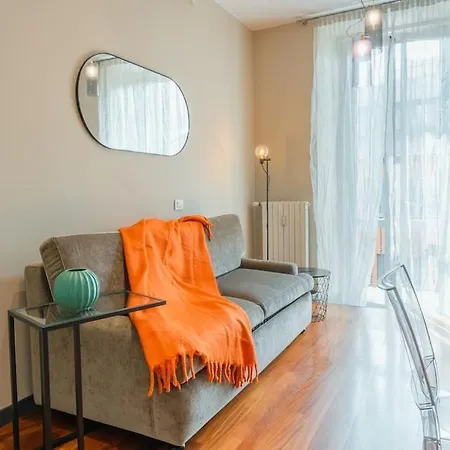Loft Sterlizia, By R Collection