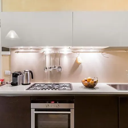 Διαμέρισμα Elegant And Roomy