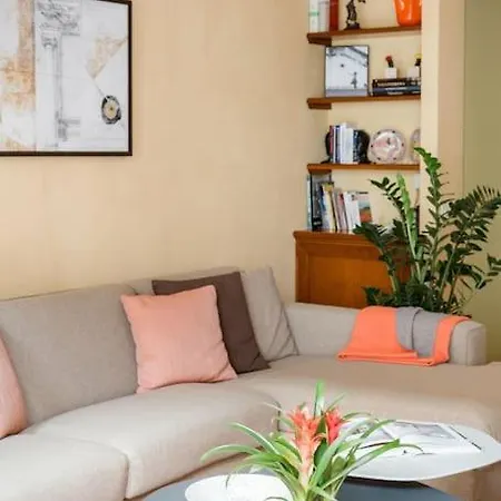 Elegant And Roomy