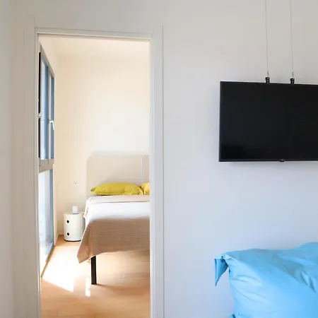 Tower Garden Niguarda Apt-4pax-wifi Апартаменты