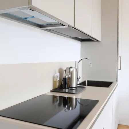 Daire Tower Garden Niguarda Apt-4pax-wifi