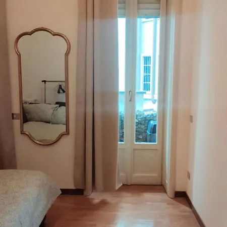 3 Minutes On Foot From Duomo! Big Apartament With 3 Bedrooms And Balcony