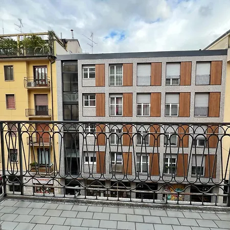 La Dolce Vita - Moscova 2 *