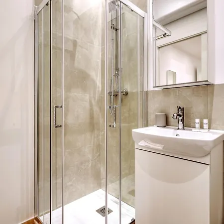 Appartement Joivy Renovated Flat By Piazza Leonardo Da Vinci Milaan