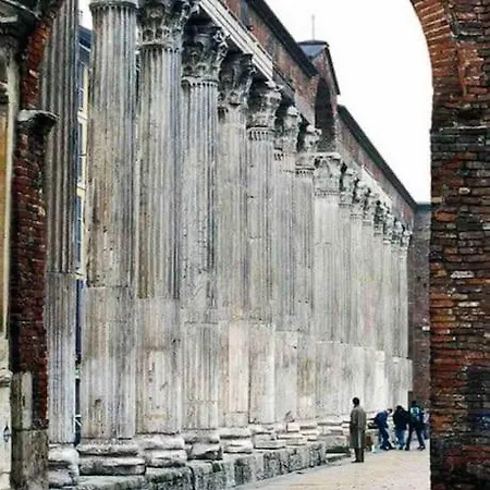 Naviglio 135 Apartmán *