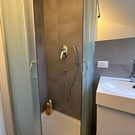 Mansarda Open Space Vicino Zona Isola דירה *