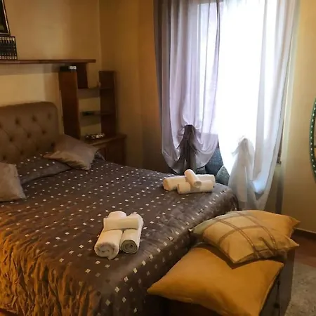 Gold House Stazione Apartment
