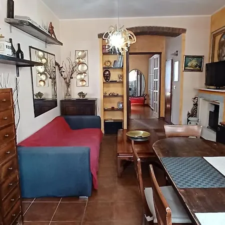 Gold House Stazione Apartment *